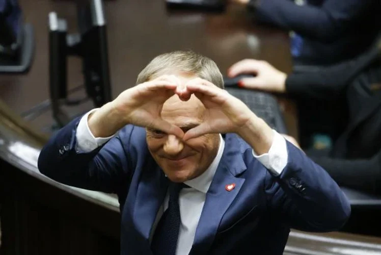 Туск оцінив шанси на перемогу України як 50 на 50 і пообіцяв підтримку