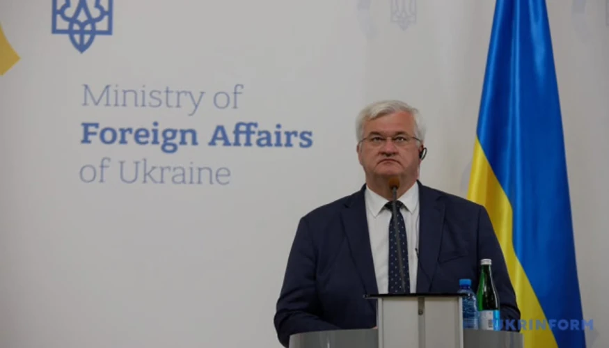 Сибіга у Києві з Браже назвав дії КНДР в Росії загрозою для Індо-Тихоокеанського регіону