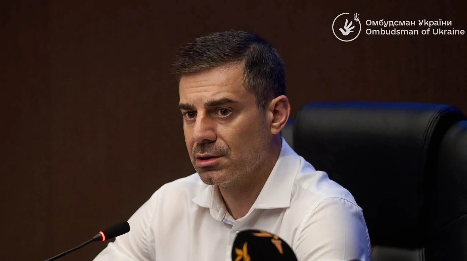 Хронологія конфлікту: як Лубінець повідомив про тиск на свого представника у Закарпатті