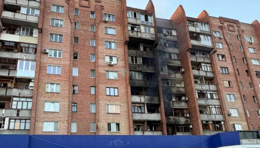 Наслідки влучань у житловій забудові Краматорська після удару 13 серпня