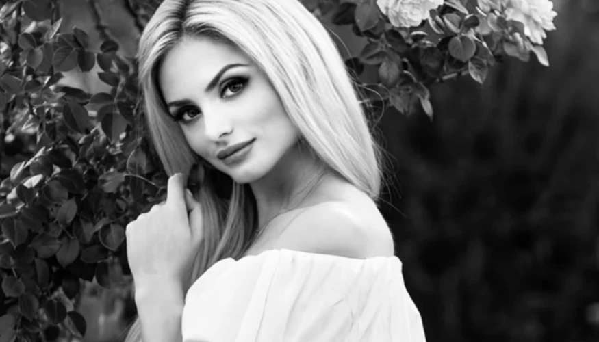 Наслідки лобового зіткнення легкового автомобіля та автобуса на 144 км траси М-07