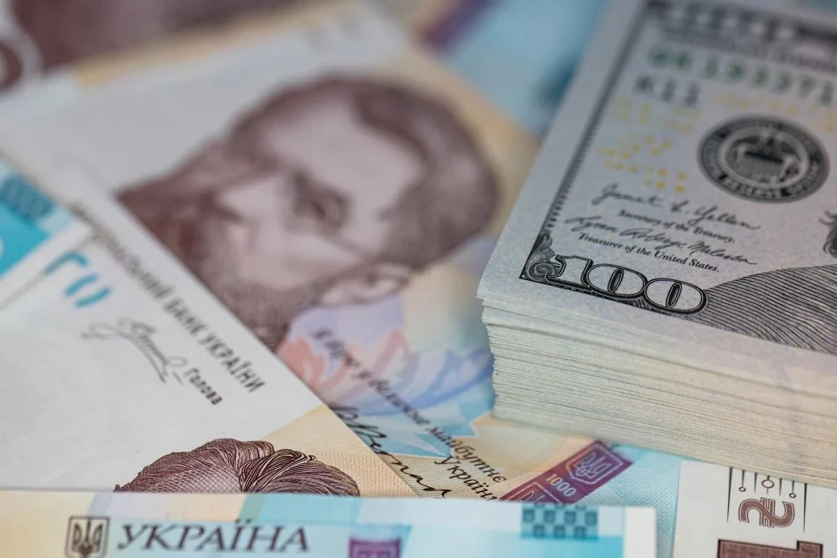 Офіційні курси НБУ на 20 вересня та прогноз готівкового ринку